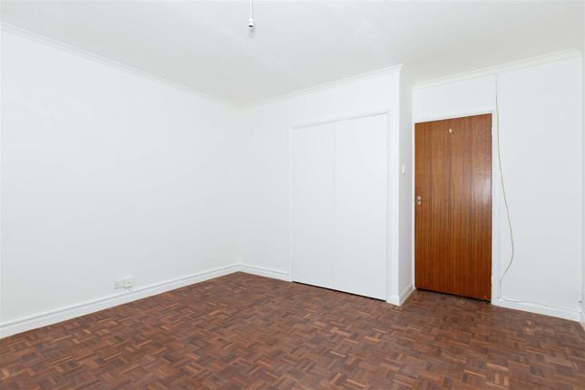 Flat for sale in Downview Road, Worthing