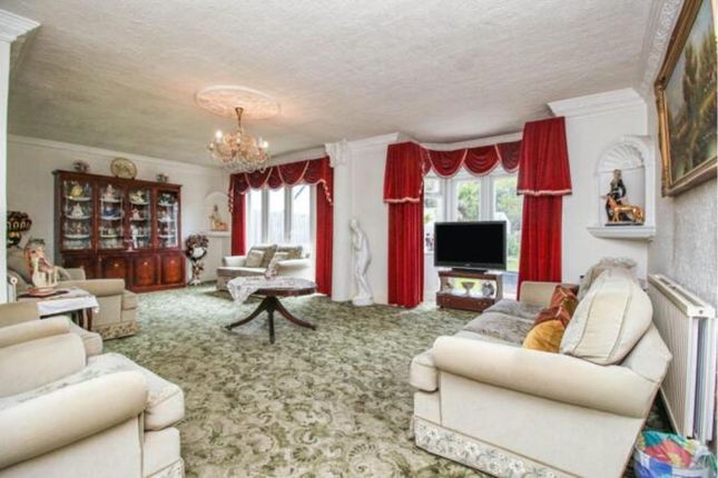 96, Norbury Hill, London photo 3