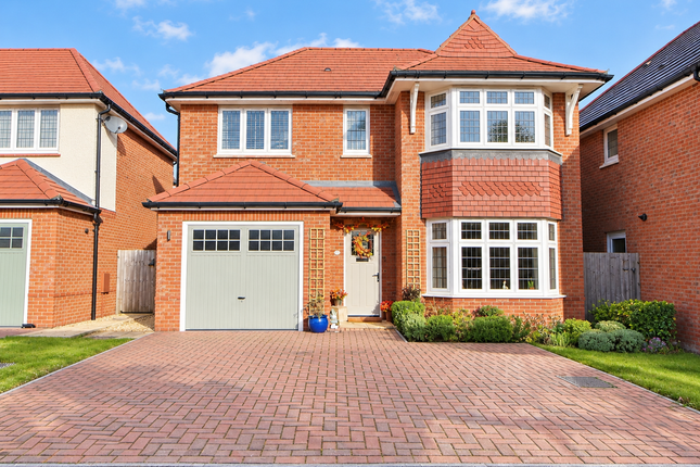 3-bed detached on Ainsworth Road, Waterlooville, £525,000