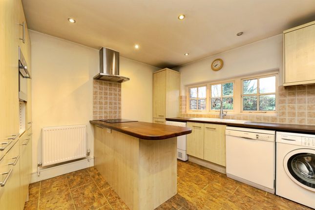 57, Hitchin Street, Baldock photo 2