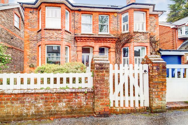 Thumbnail Flat for sale in Compton Road, Lindfield, Haywards Heath