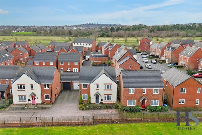 25 Miners Way, Cannock photo 2