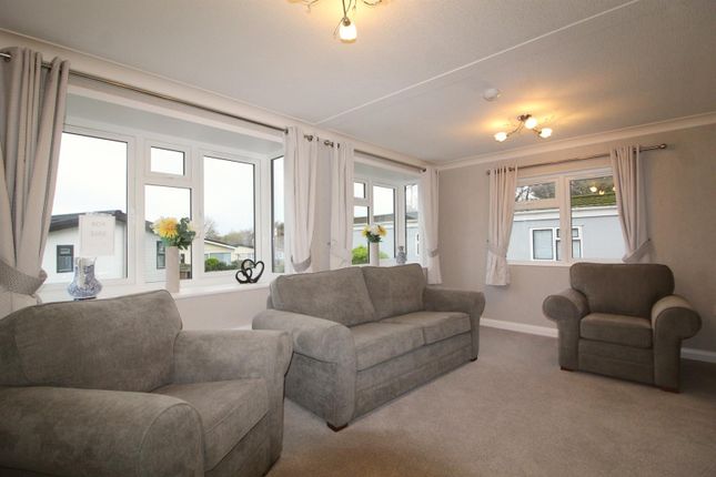 13, Arkley Park, Arkely photo 2