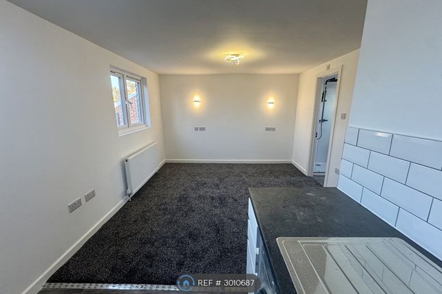 Crossways Road, Mitcham photo 5