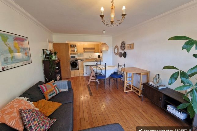 Flat 10, Claremont Heights, London photo 3