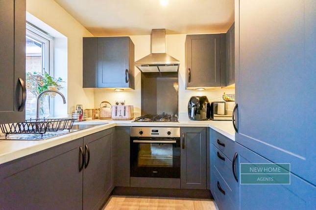 60, Chidswell Lane, Dewsbury photo 3