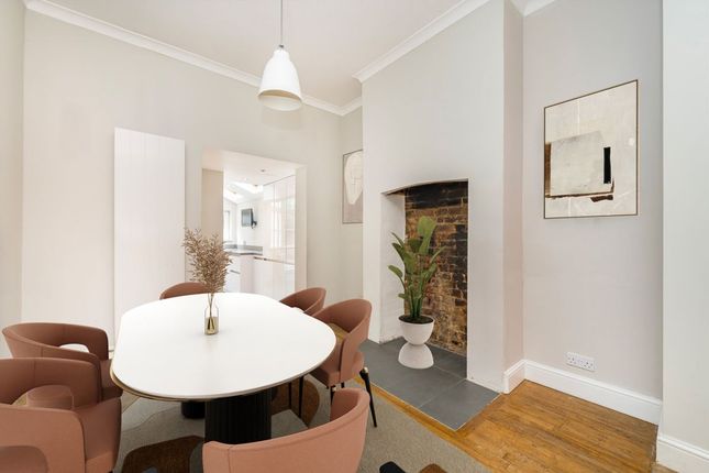 11, Brackley Road, London photo 4