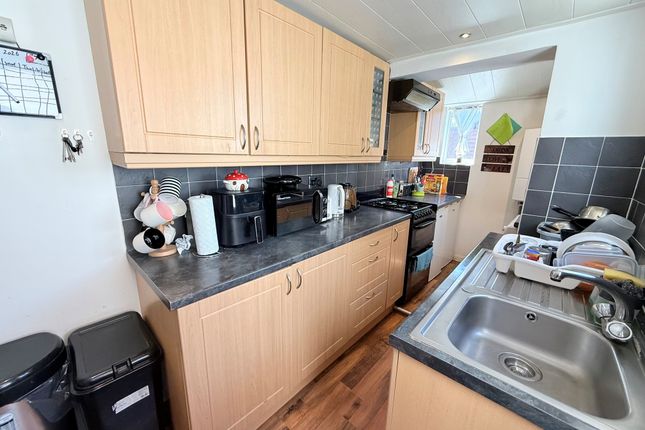 115, Trafalgar Road West, Great Yarmouth photo 4