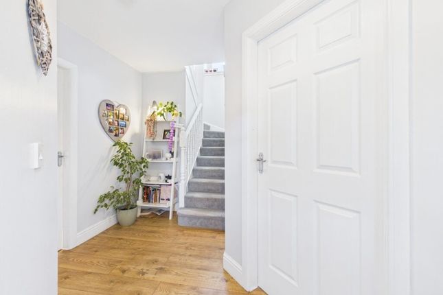 36, Buie Brae, Kirkliston photo 2