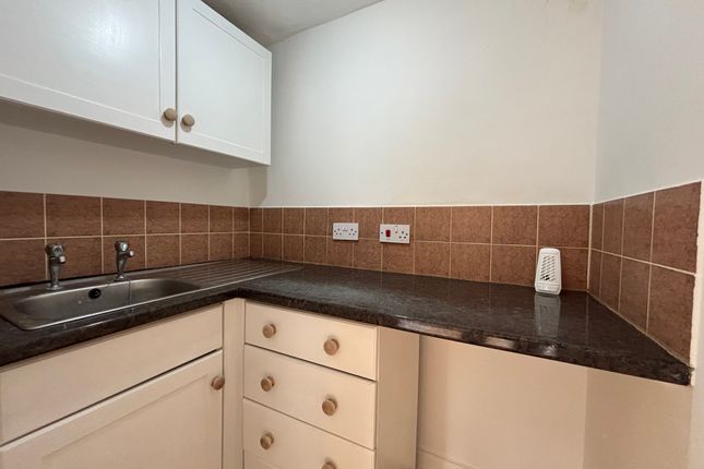 Flat 6,, 43 King Street, Great Yarmouth photo 3