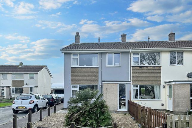 End terrace house for sale in Manor Close, Helston