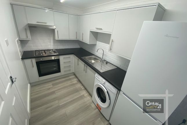 1b, Hamilton Road, EASTLEIGH photo 2