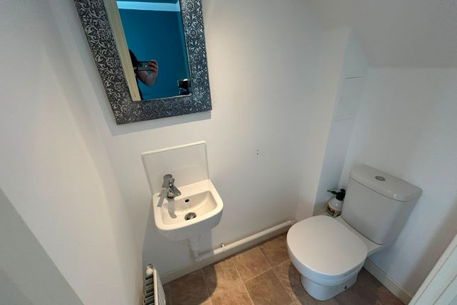4 , Sir Harry Secombe Court, Swansea photo 4