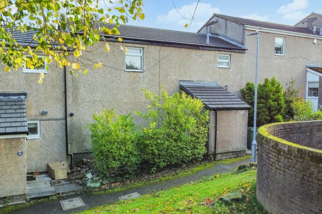 58, Holtdale Avenue, Leeds photo 2