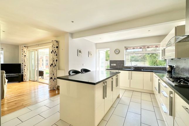 4, Fyning Place, Bexhill-on-Sea photo 4
