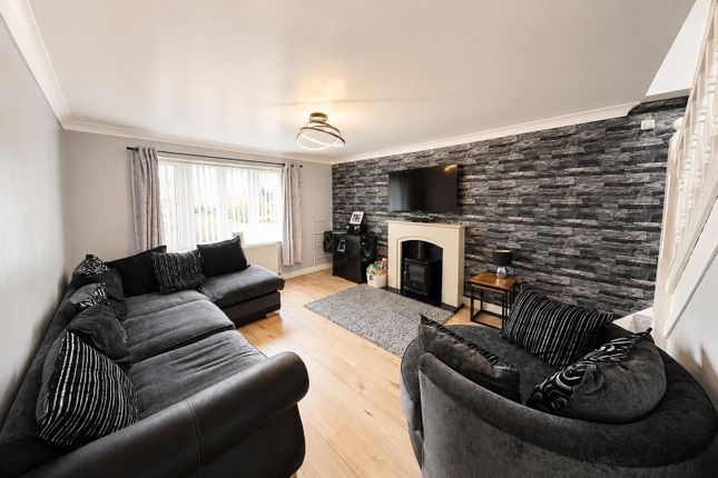 18, Poultney Garth, Hull photo 2