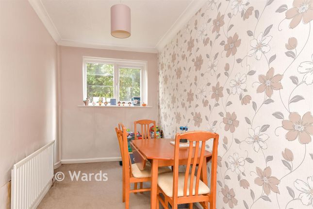 3-bed house on 97, Harptree Drive, Chatham, £260,000