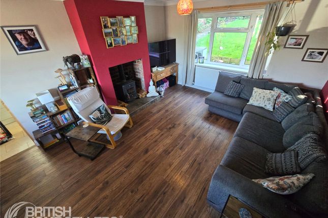 30, Tan Yr Allt, Wrexham photo 2