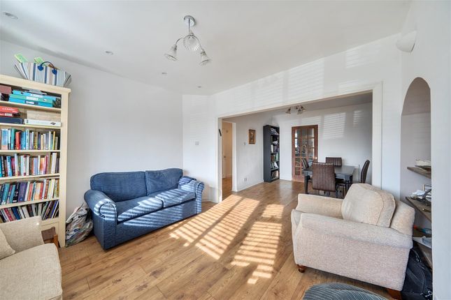 92, Kenilworth Road, Edgware photo 2