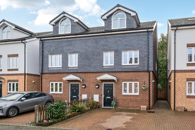 1369232-2-68F64F3...