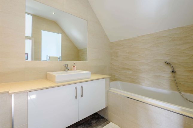 8450505-Interior02-800.Jpg