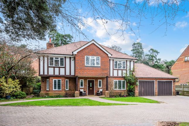 Thumbnail Detached house for sale in Rockfield Road, Oxted
