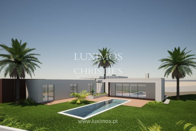 Land for sale in 8500 Portimão, Portugal