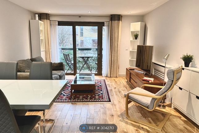 Flat, Sunflower Court Granville Road, London photo 4