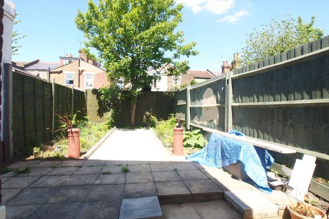 62, Springfield Road, London photo 4