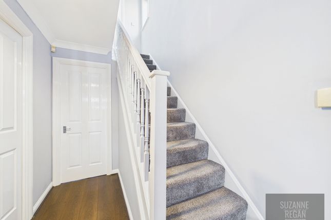 14 Peters Walk, Coventry photo 2