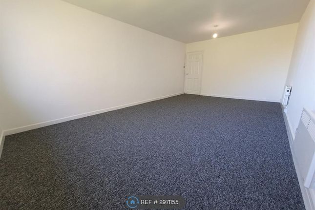 Savoy Close, Birmingham photo 5