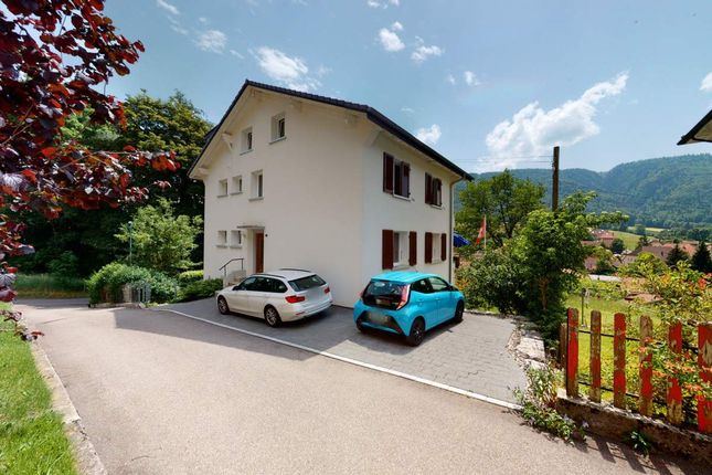 Thumbnail Villa for sale in Cortébert, Canton De Berne, Switzerland