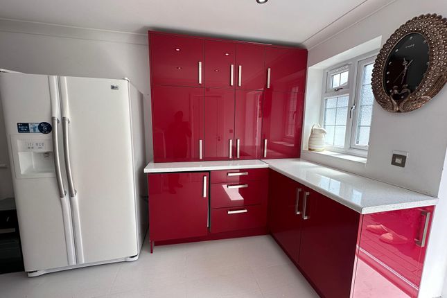 1 Studio Flat To Rent Including All Bills