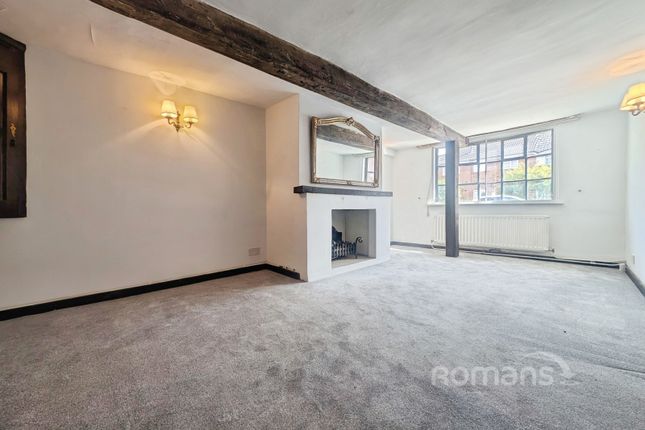 Christmas Cottage, 68, West Street, Surrey photo 3