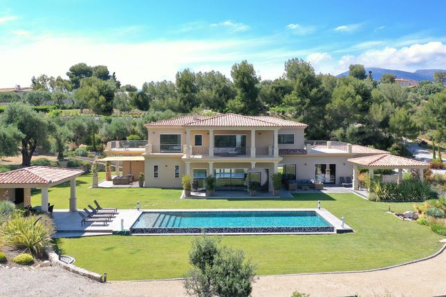 Villa for sale in Roquefort Les Pins, Alpes Maritimes, Provence Alpes Cote D'azur, France