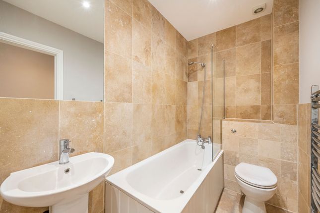 Flat for sale in 2A Comerford Road, London