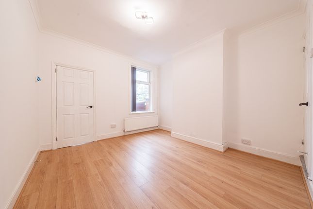 65 Hawkesbury Road, Leicester photo 4