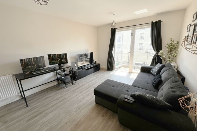 28, Maritime House, Ocean Drive, Gillingham photo 4