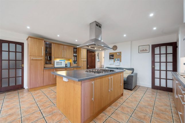 Detached house for sale in Chandos Avenue, Whetstone, London