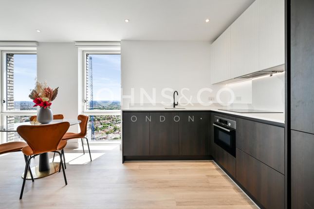 136 Silverleaf House 1, Heartwood Boulevard, London photo 3