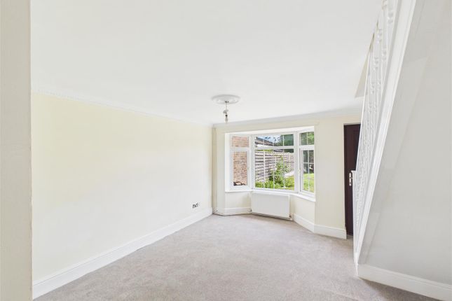 6, Hardwick Close, Sheffield photo 2