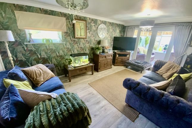 10, Van Mildert Close, Peterlee photo 3