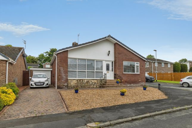 2-bed house on 32, Westfields, Newton Aycliffe, £200,000