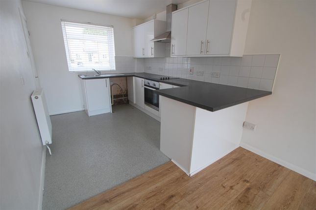 4, Celandine Close, Billericay photo 4