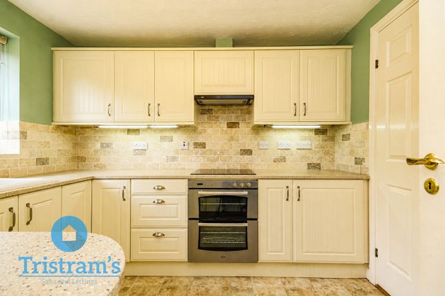 14, Knightsbridge Drive, Nottingham photo 4