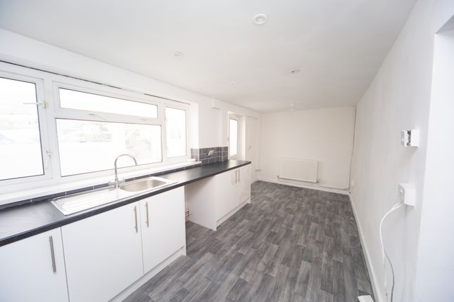 Thumbnail Terraced house to rent in Bwllfa Road, Aberdare