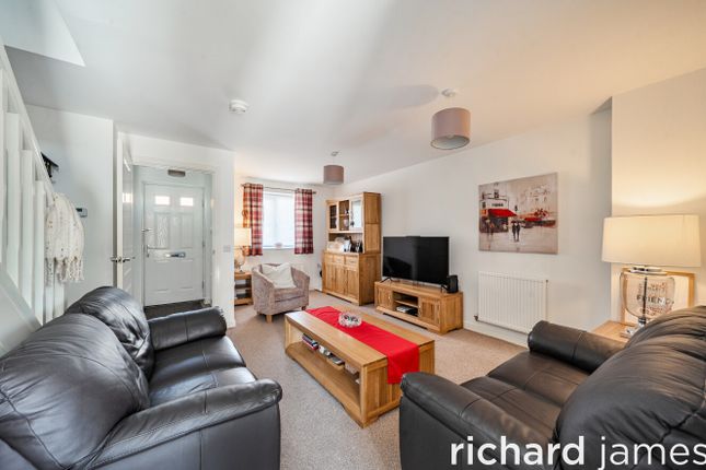 23, Dennis Street, Swindon photo 2