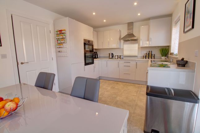 1, Clay Pond Way, Wherstead, Ipswich photo 4