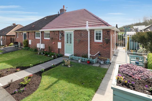 10, Cliff Hollins Lane Oakenshaw, Bradford photo 2