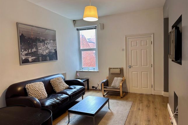 Coniston Avenue, Newcastle Upon Tyne photo 2